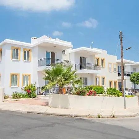 Village * نيو تشوريو